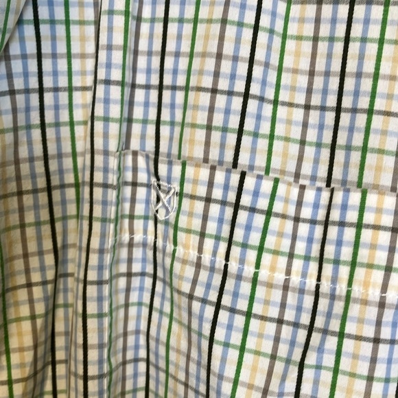 Barbour Men's Light Plaid Shirt - Picture 3 of 5